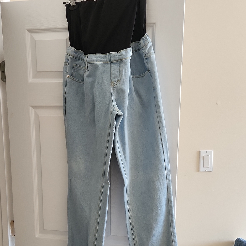 PrettyLittleThing Light Blue Straight Leg Jeans